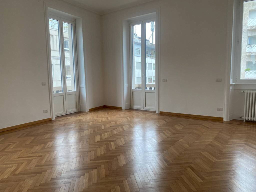 11 - Apartment piazza Santa Maria Beltrade, 2, Milano - photo 2