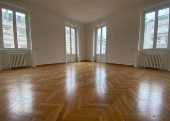 Cucina - Apartment piazza Santa Maria Beltrade, 2, Milano - photo 16