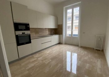 Cucina - Appartamento piazza Santa Maria Beltrade, 2, Milano - foto 30