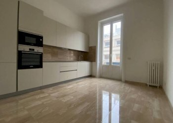 Cucina - Appartamento piazza Santa Maria Beltrade, 2, Milano - foto 31