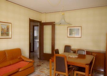 Salone - Quadrilocale via dei Salici, 23, Gallarate - foto 3