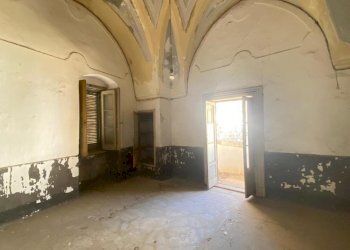 PHOTO-2024-01-15-12-17-27 3.jpg - Casa indipendente Via Cattedrale 6, Ostuni - foto 3