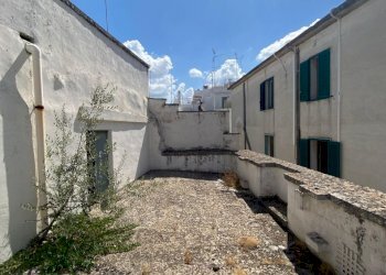 PHOTO-2024-01-15-12-18-08 2.jpg - Casa indipendente Via Cattedrale 6, Ostuni - foto 8