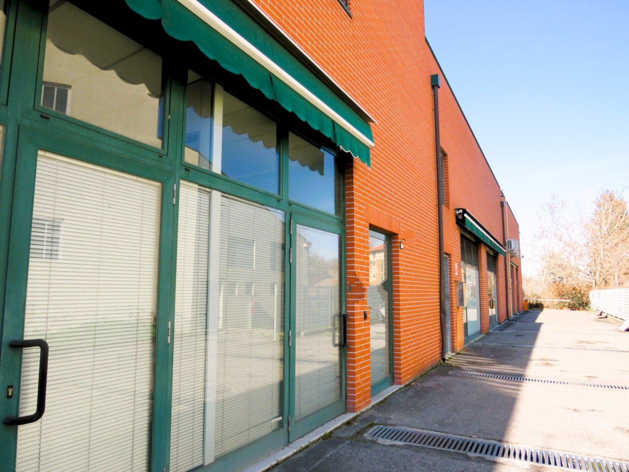 Warehouse Reggio nell'Emilia - photo 2