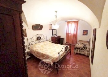 Camera matrimoniale - Appartamento Via Cima, 5, Dolceacqua - foto 5