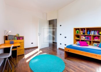 Four-room apartment Via Massadrino, Desenzano del Garda - photo 8