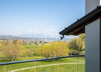 Four-room apartment Via Massadrino, Desenzano del Garda - photo 10