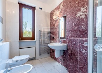 Four-room apartment Via Massadrino, Desenzano del Garda - photo 11