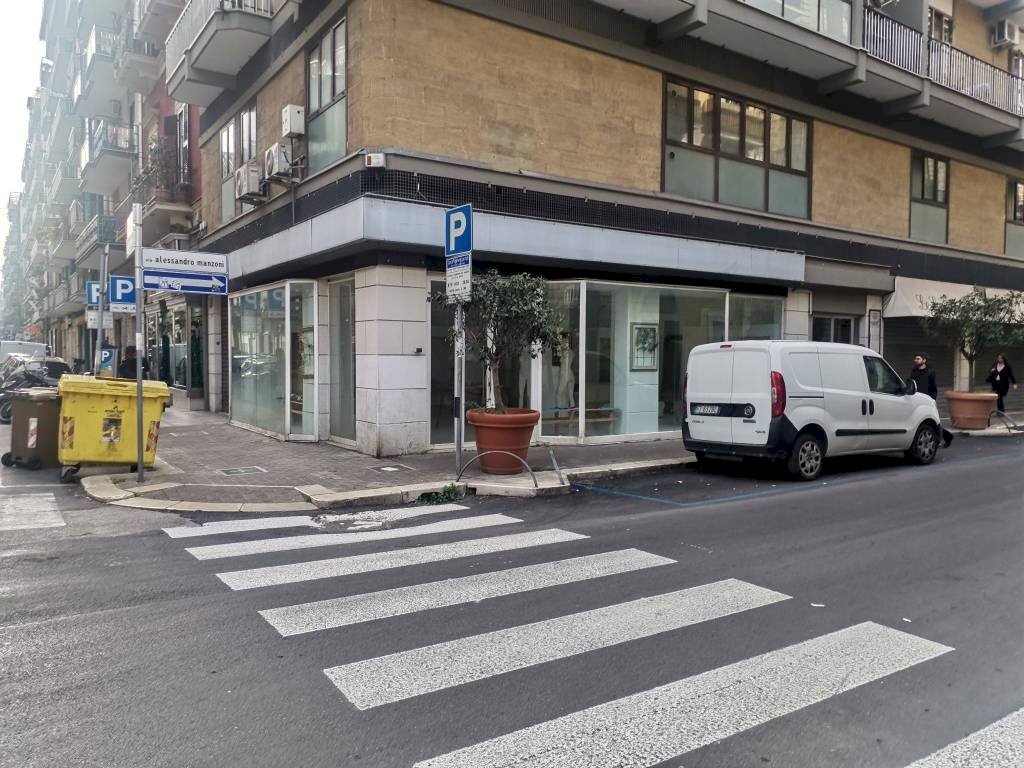 Zona - Negozio via Alessandro Manzoni, 36, Bari (zona Murat) - foto 1
