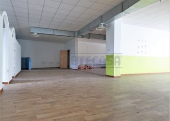 IMG_0997.JPG - Locale Commerciale Via Settimo, Montegalda - foto 3