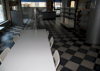 IMG_7432.JPG - Commercial Premises Borgo Collegio Maria Luigia, Parma - photo 6