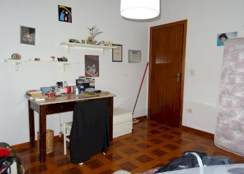 Camera1 Primo piano - Villa a Schiera Serra de' Conti - foto 9