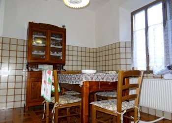 Cucina piano terra - Villa a Schiera Serra de' Conti - foto 18