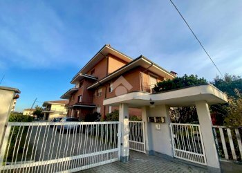 Appartamento Via Roma, Castellamonte - foto 1