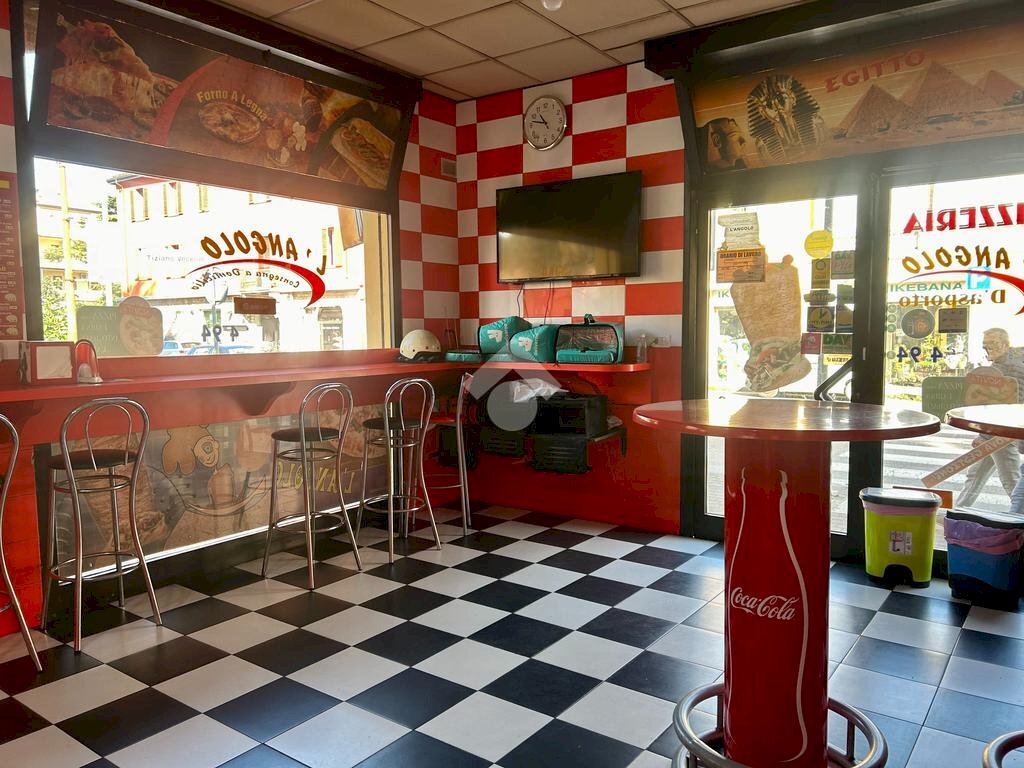 Shop Negozio Via Emilia Ponente, Bologna (neighborhood Santa Viola) - photo 2