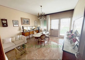 soggiorno - Quadrilocale via Wolfgang Goethe, Bergamo - foto 3