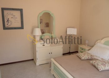 Camera - Three-room apartment Via Ortassi 44, Santo Stefano al Mare - photo 12