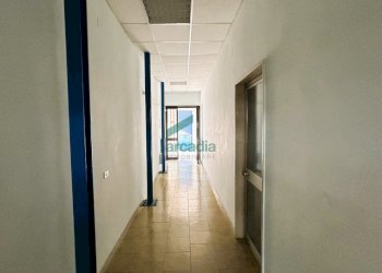 interno - Locale Commerciale Via delle Petunie 3, Modugno - foto 13