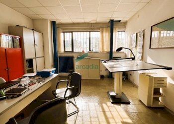 interno - Locale Commerciale Via delle Petunie 3, Modugno - foto 15