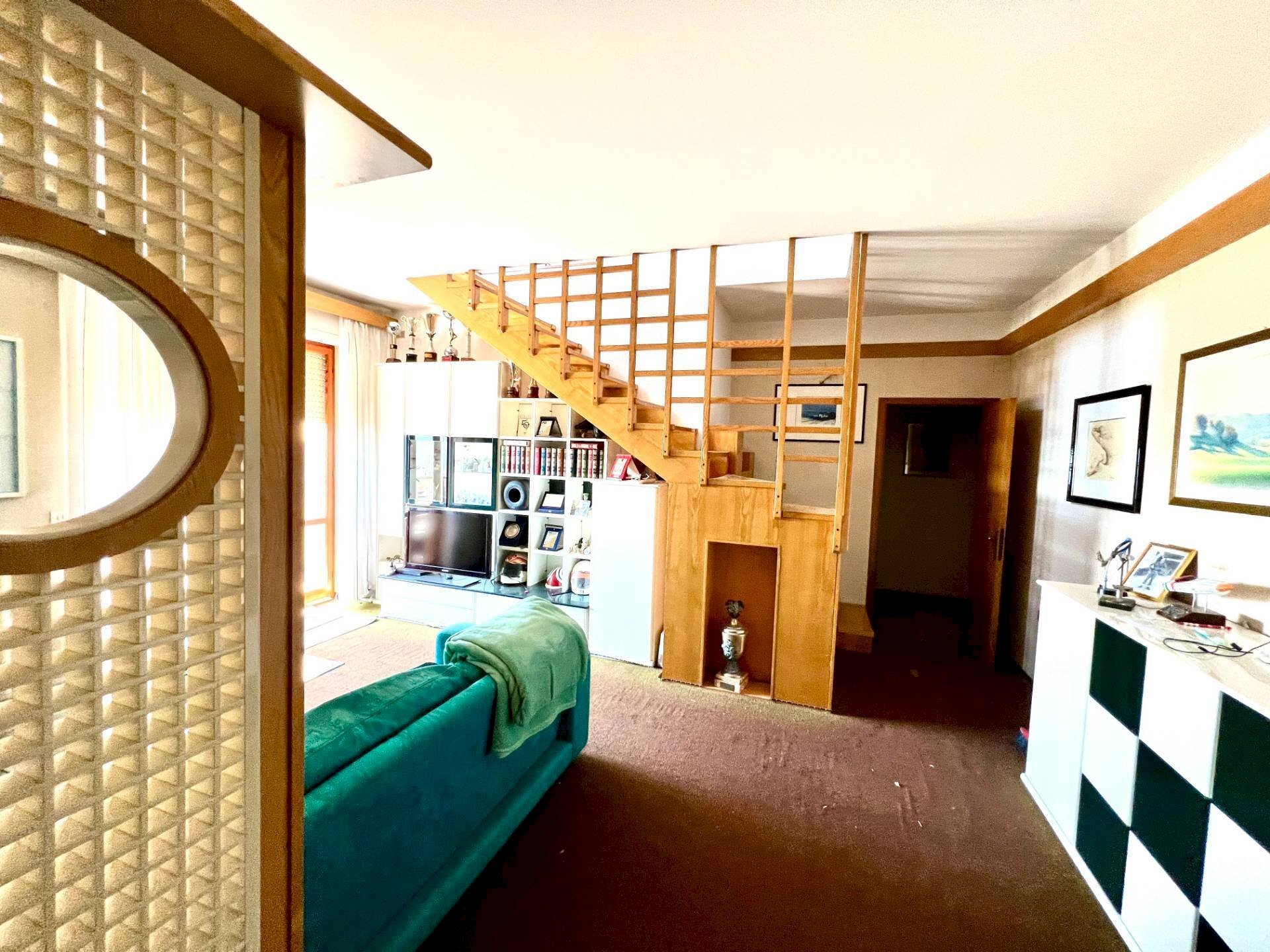 Appartamento Via Giovanni XIII, Monte Urano - foto 1