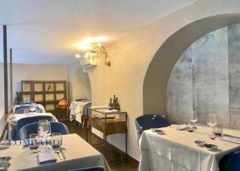 Shop Via Alfonso Lamarmora, Milano - photo 10