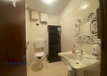 Shop Via Alfonso Lamarmora, Milano - photo 29