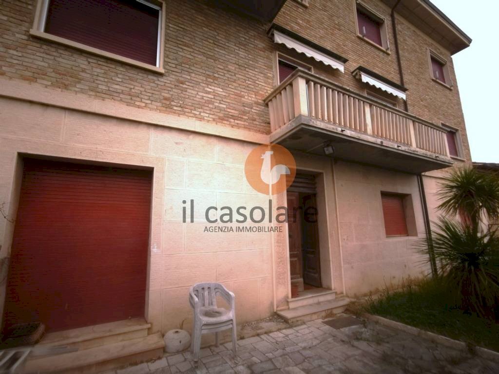 Facciata - Apartment via Castello, Colli al Metauro - photo 2