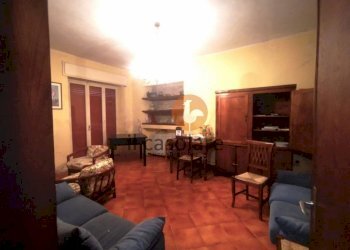 Salone - Appartamento via Castello, Colli al Metauro - foto 9