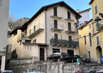 Facciata - Four-room apartment piazza Santa Maria Maggiore, Mondovì - photo 15