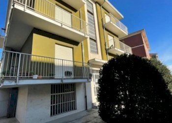 ext - Stabile - Palazzo via Gioacchino Rossini, 4, Valenza - foto 1