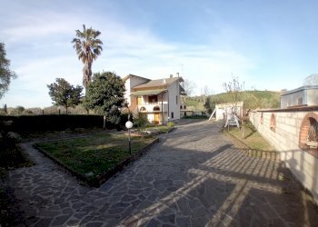 facciata - Villa Via dei Vigneti 29, Manoppello - foto 26