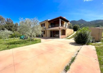 Villa Torpè - foto 1