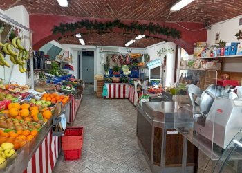 Interno non residenziale - Alimentari - Gastronomia via San Pietro, 103, Ciriè - foto 2