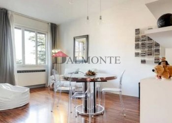 Salone - Two-room apartment Bologna (neighborhood Bolognina) - photo 6