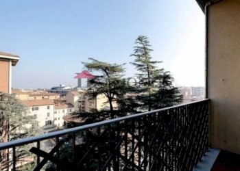 Balcone - Two-room apartment Bologna (neighborhood Bolognina) - photo 8
