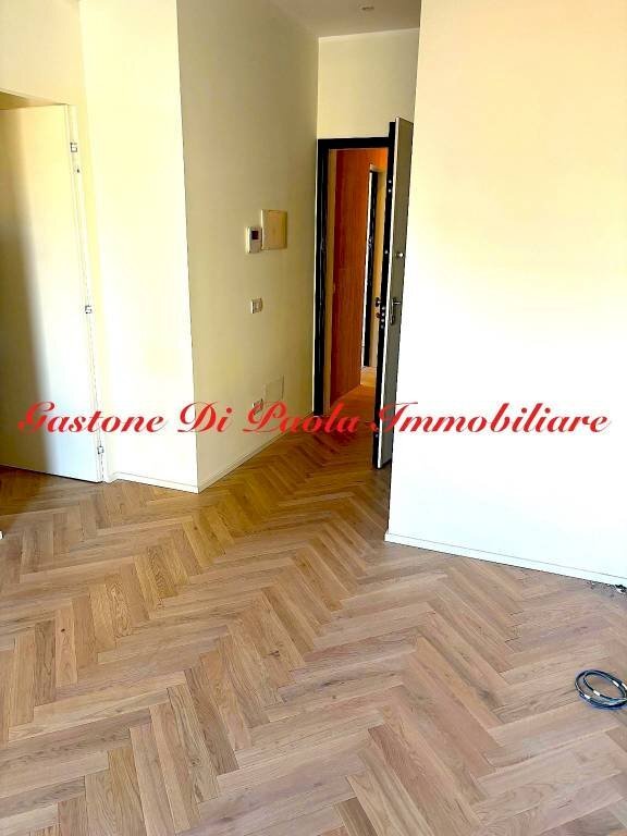 Two-room apartment Milano - photo 1
