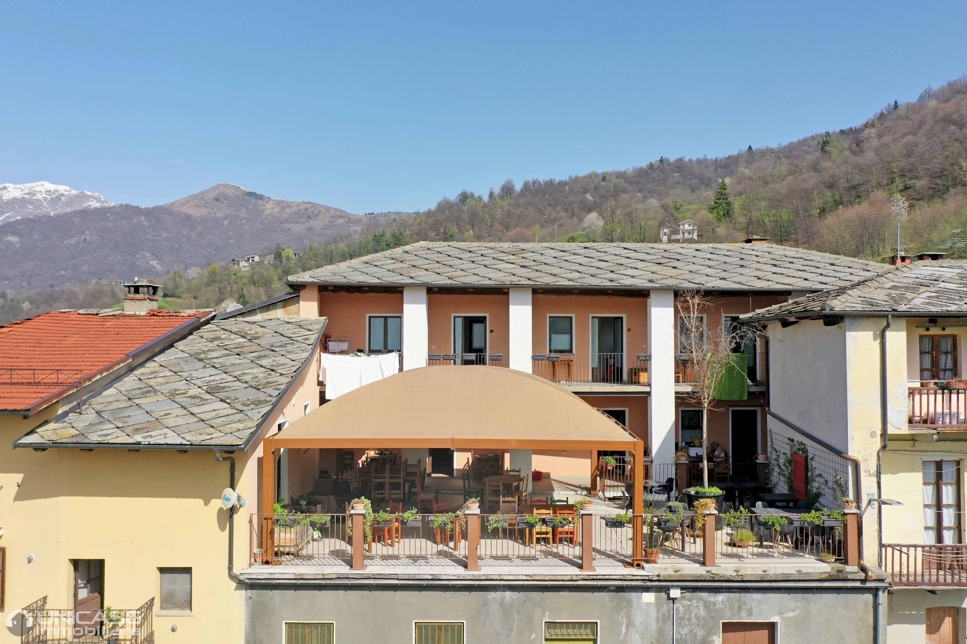 Albergo - Struttura ricettiva piazza Roma, 3, Angrogna - foto 1