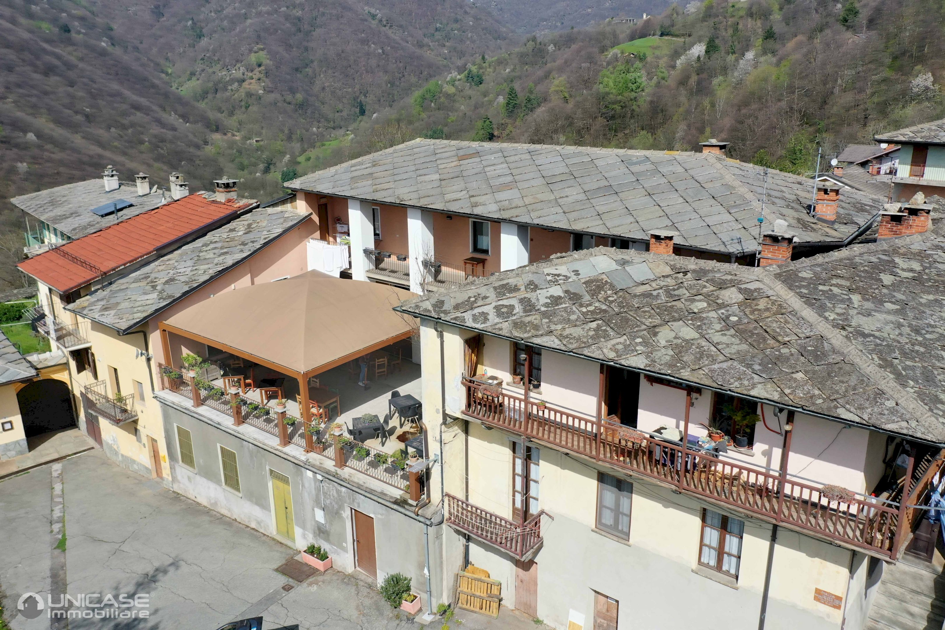 Albergo - Struttura ricettiva piazza Roma, 3, Angrogna - foto 2