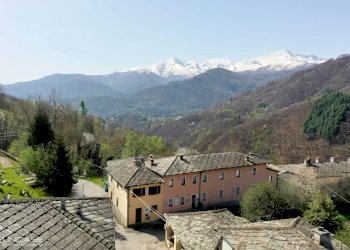 Albergo - Struttura ricettiva piazza Roma, 3, Angrogna - foto 3