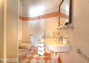 Albergo - Struttura ricettiva piazza Roma, 3, Angrogna - foto 37