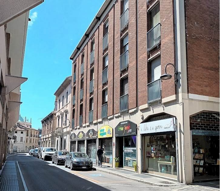 Negozio Busto Arsizio - foto 2