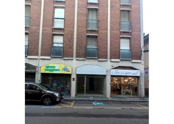 Shop Busto Arsizio - photo 3