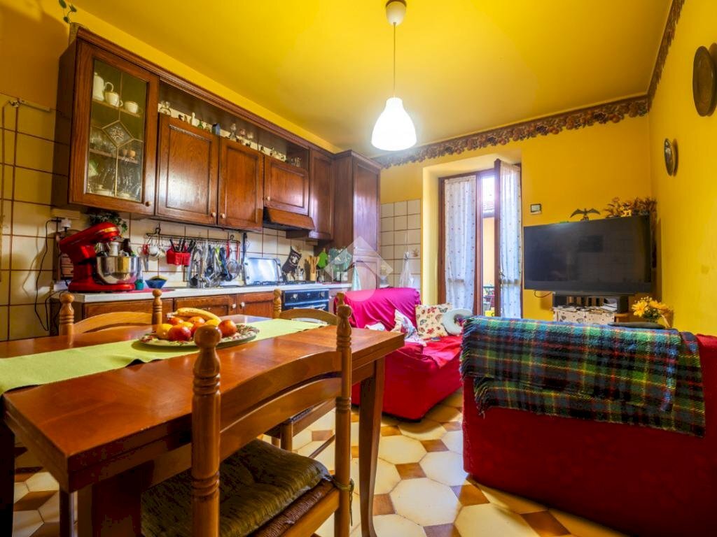 Four-room apartment Via Vittorio Emanuele III, Revello - photo 2