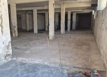 Interno non residenziale - Negozio corso Domenico Riccardi, Cercola - foto 1