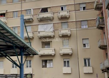 facciata esterna - Appartamento piazza Crispi 58, Torino - foto 1