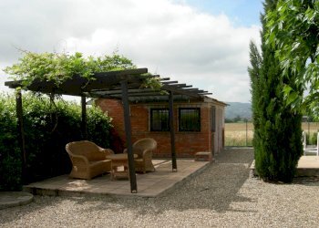 05.JPG - Casale 33CF+W9 Castiglione del Lago PG, Italia, Castiglione del Lago - foto 5