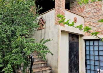 06.jpg - Casale 33CF+W9 Castiglione del Lago PG, Italia, Castiglione del Lago - foto 6