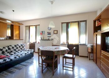 Trilocale Via Wuillermin, Alba - foto 1