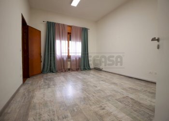 ufficio - Ufficio Via Lungo Chiampo 42, Montebello Vicentino - foto 2