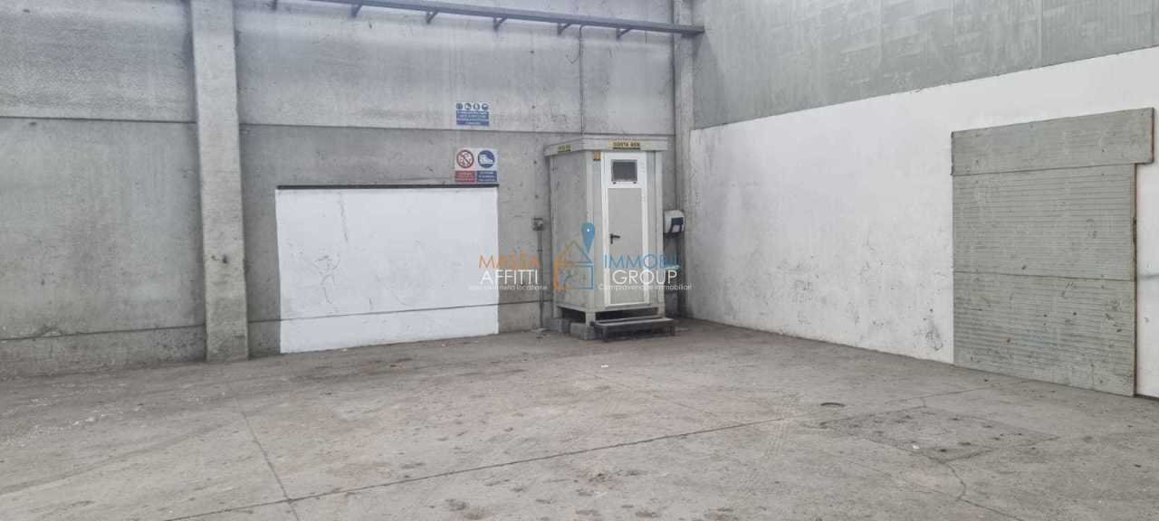 WhatsApp Image 2024-04-18 at 15.27.30 (3).jpeg - Locale Commerciale Via Longobarda 19, Massa - foto 3